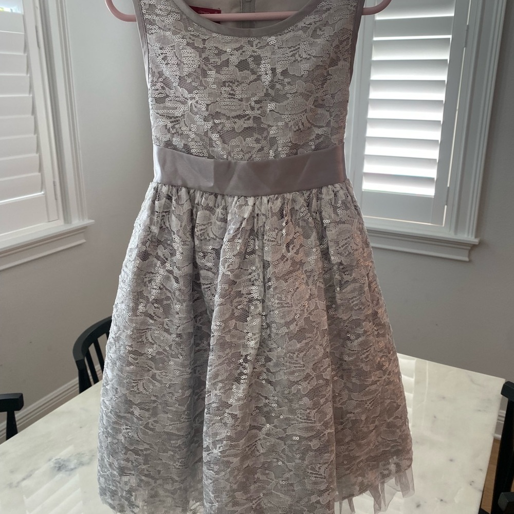 Princess Faith girls silver/grey party dress size 6
